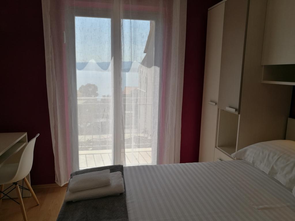 Apartments Benika Bol Luaran gambar